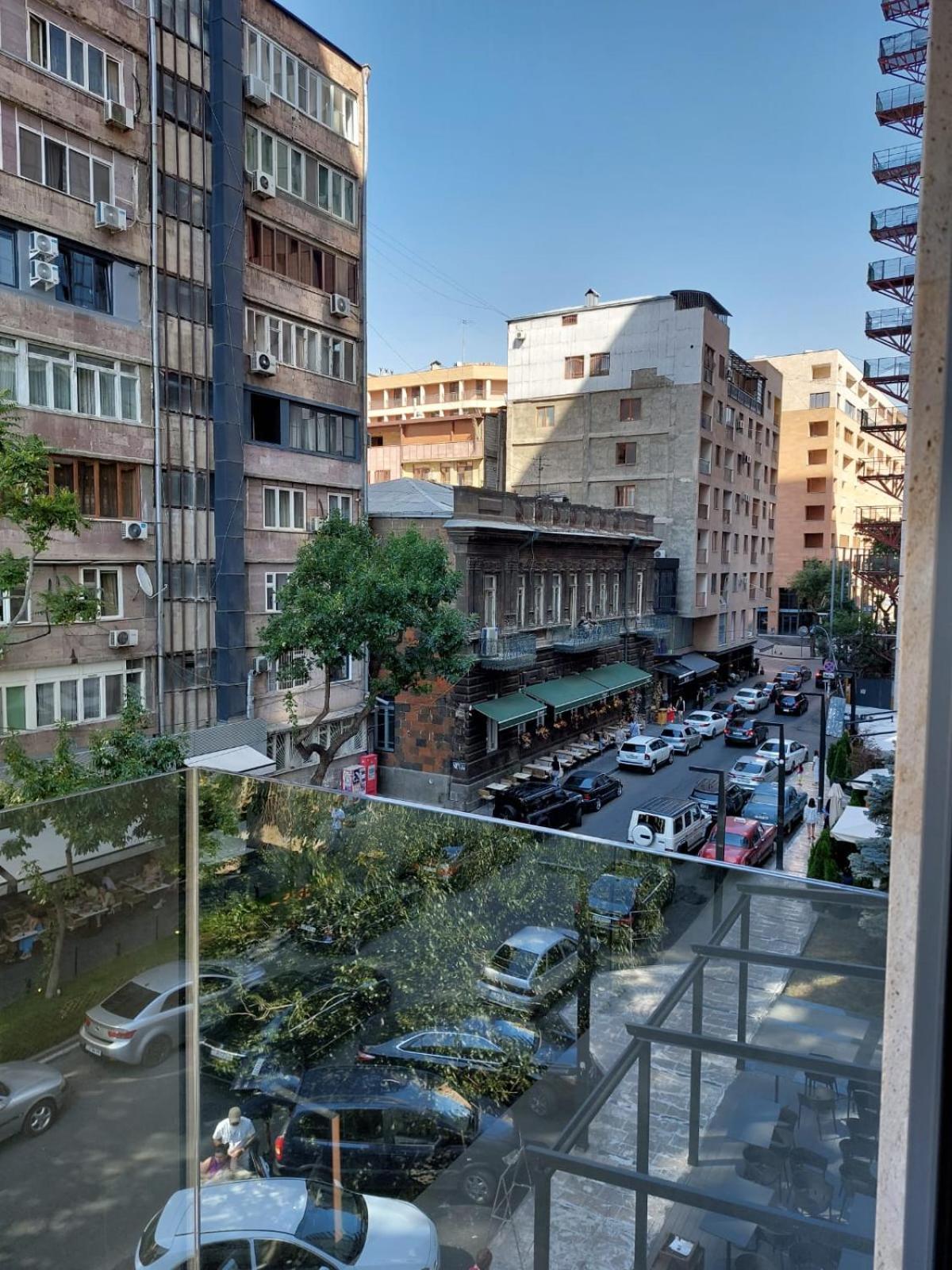 Soho Apart Hotel Ереван Экстерьер фото